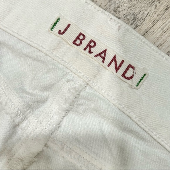 J Brand Petite Heartbreaker White Denim Low Rise Cotton Boot Cut Jeans Size 26” - Picture 4 of 9